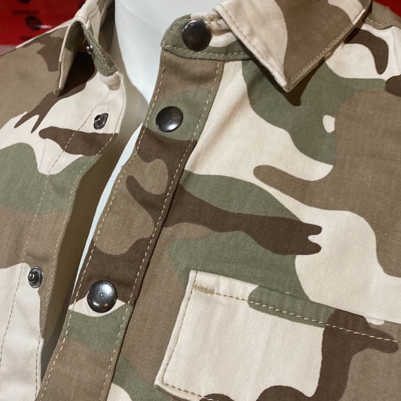 NWT brand new with tag Camouflage Print Men Shacket - Picture 5 of 7